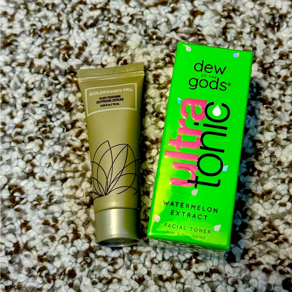 NWT Travel size toner and serum
